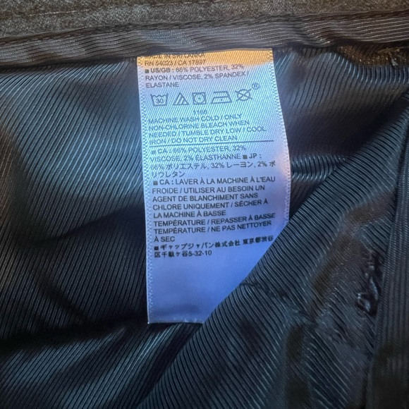 Banana Republic Wide-Leg Flannel Trouser - Picture 2 of 9